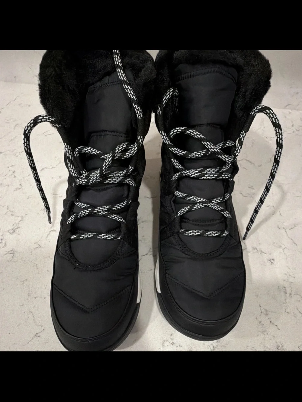 Sorel stylish black